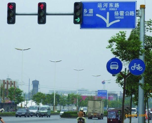 河南紅綠燈桿價(jià)格
