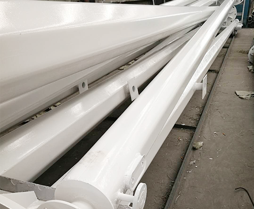 監(jiān)控桿噴塑