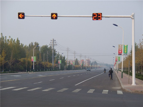 交通標志桿八棱桿這樣使用才能用的更長久